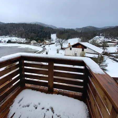 Atypique, Vosges, Chez Bubu, école Rénovée Bain Nordique Et Nature Vecoux