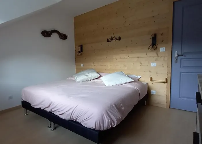 Atypique, Vosges, Chez Bubu, Ecole Renovee Bain Nordique Et Nature * Vecoux